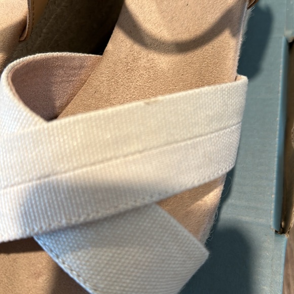 Tom’s Willow Wedge Sandal - Picture 3 of 7